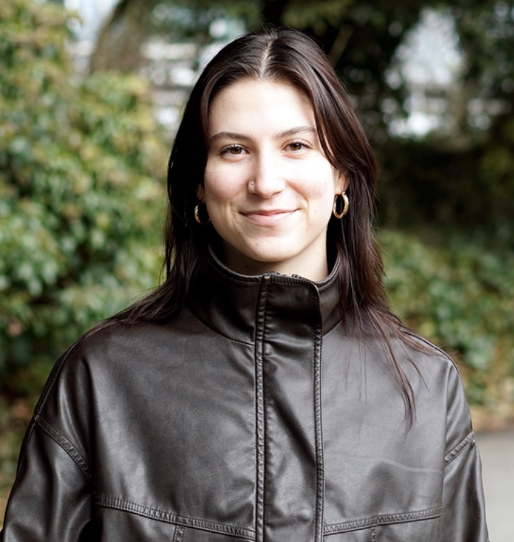  Sarah Stalder